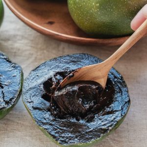 Black sapote (per kg)