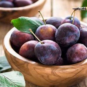 Plums (per kg)